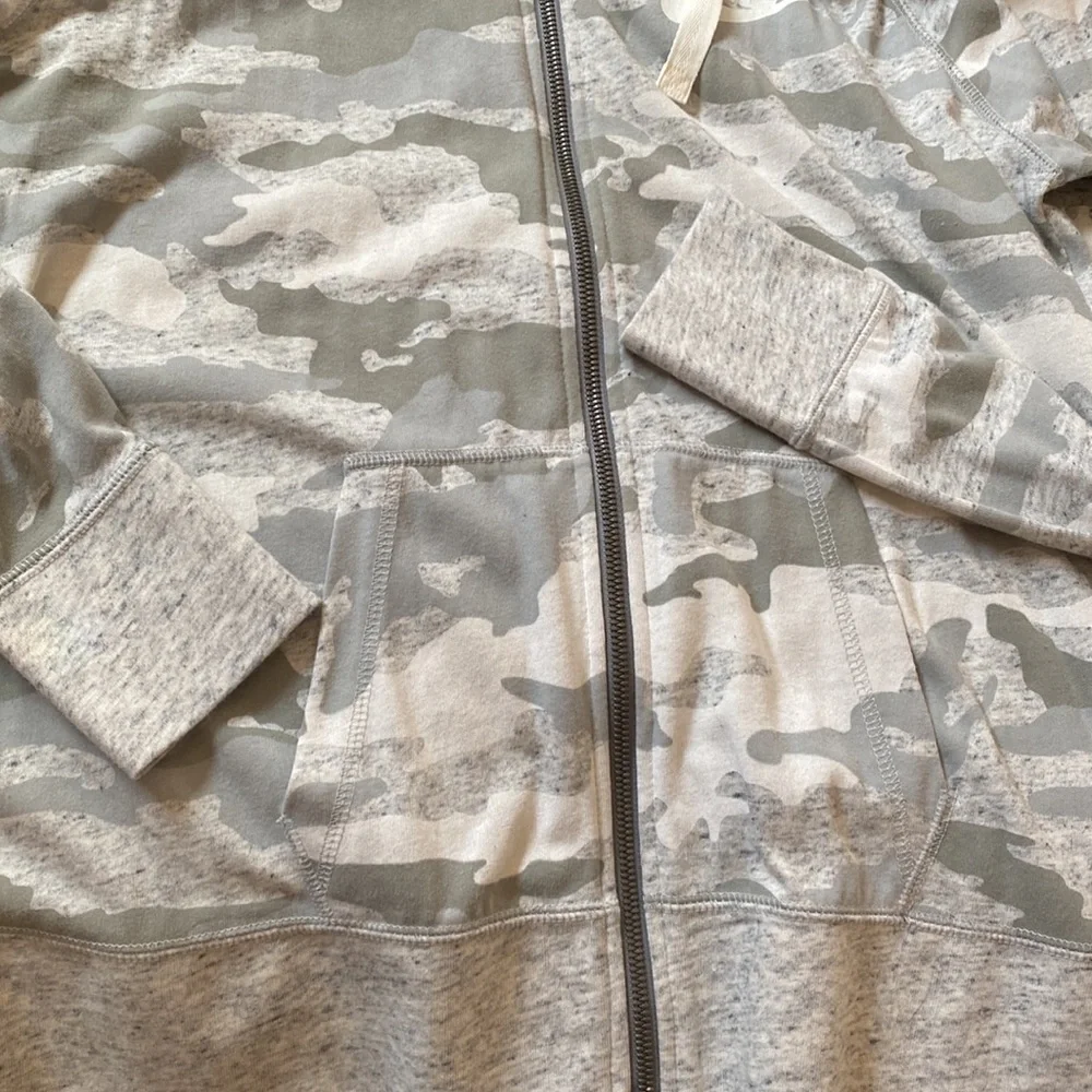 Nike hoodie with zipper size L - Picture 3 of 4